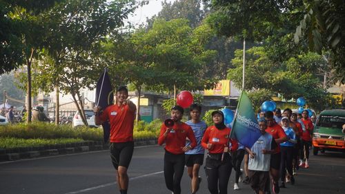 Race photo from Happy One Decade Unpad Runner
