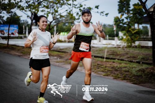 Race photo from Arutmin Borneo Run 2024