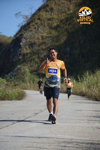 Race photo from Kelud Vertical Challenge 2024