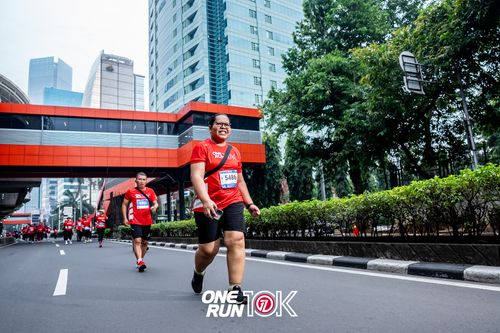 Race photo from ONE RUN 10K 2025