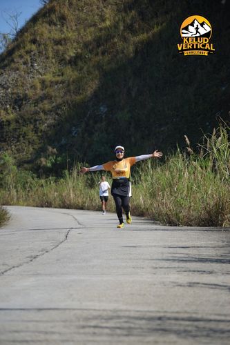Race photo from Kelud Vertical Challenge 2024