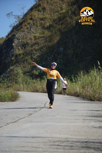 Race photo from Kelud Vertical Challenge 2024