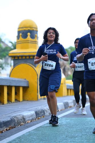 Race photo from KEMLU RUN 2025
