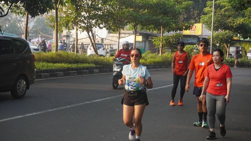 Race photo from Happy One Decade Unpad Runner