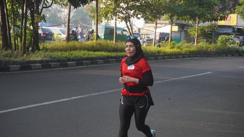 Race photo from Happy One Decade Unpad Runner