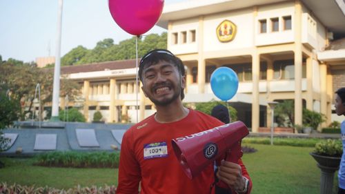 Race photo from Happy One Decade Unpad Runner