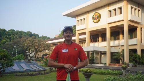 Race photo from Happy One Decade Unpad Runner