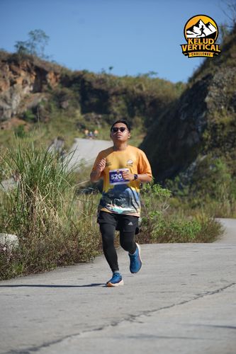Race photo from Kelud Vertical Challenge 2024