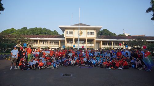 Race photo from Happy One Decade Unpad Runner