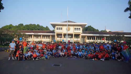 Race photo from Happy One Decade Unpad Runner