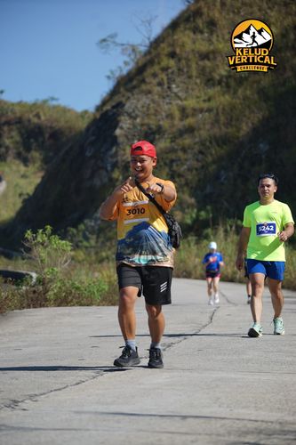 Race photo from Kelud Vertical Challenge 2024