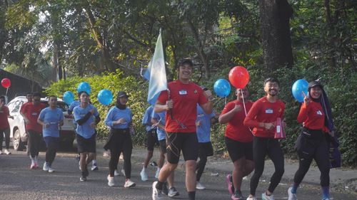 Race photo from Happy One Decade Unpad Runner