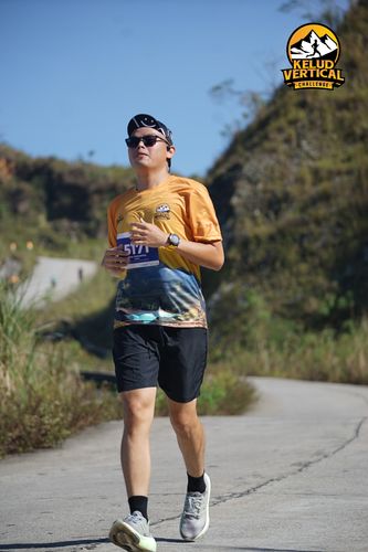 Race photo from Kelud Vertical Challenge 2024
