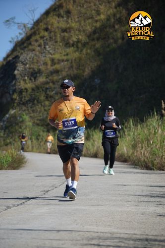 Race photo from Kelud Vertical Challenge 2024