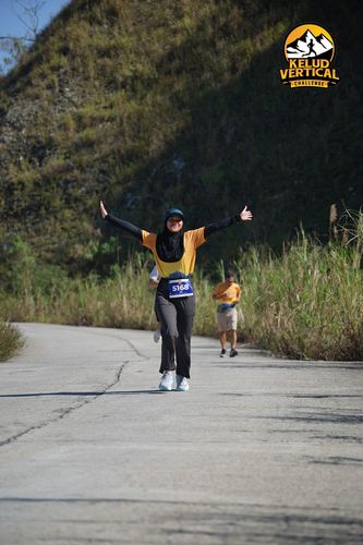 Race photo from Kelud Vertical Challenge 2024