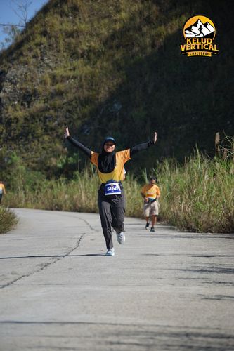 Race photo from Kelud Vertical Challenge 2024