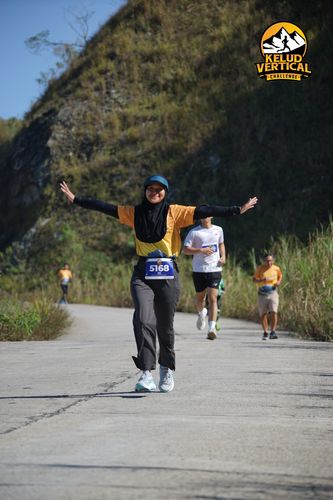 Race photo from Kelud Vertical Challenge 2024