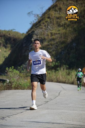 Race photo from Kelud Vertical Challenge 2024