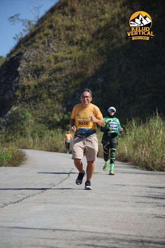 Race photo from Kelud Vertical Challenge 2024