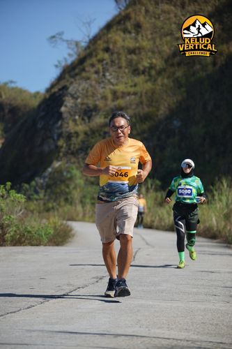 Race photo from Kelud Vertical Challenge 2024