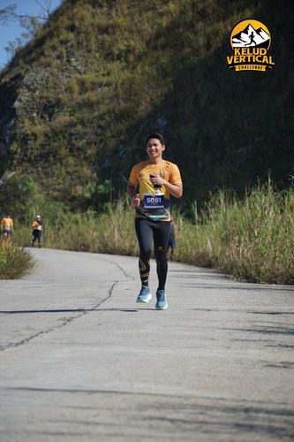 Race photo from Kelud Vertical Challenge 2024