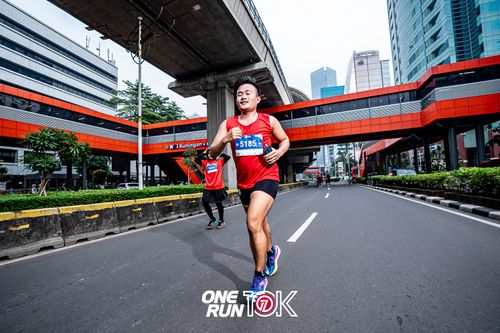 Race photo from ONE RUN 10K 2025
