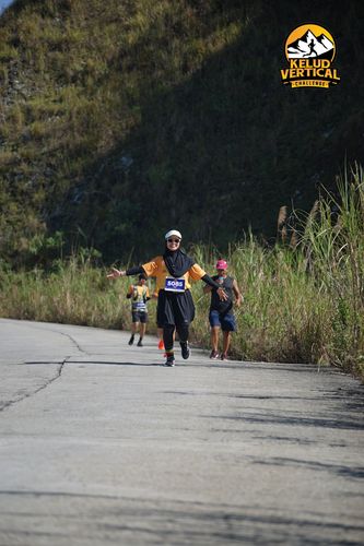 Race photo from Kelud Vertical Challenge 2024