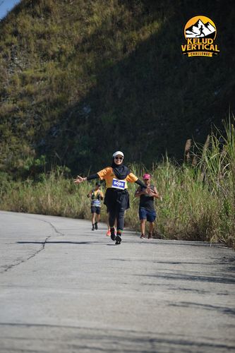 Race photo from Kelud Vertical Challenge 2024