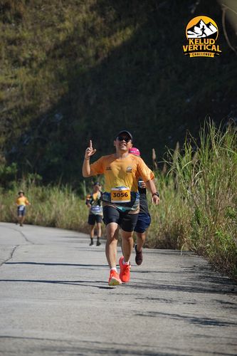 Race photo from Kelud Vertical Challenge 2024