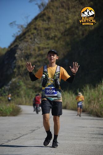 Race photo from Kelud Vertical Challenge 2024
