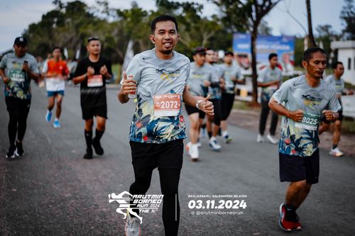 Race photo from Arutmin Borneo Run 2024