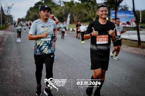Race photo from Arutmin Borneo Run 2024