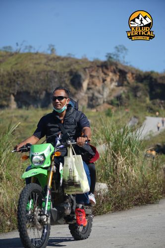 Race photo from Kelud Vertical Challenge 2024