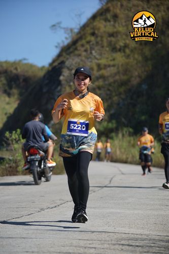 Race photo from Kelud Vertical Challenge 2024
