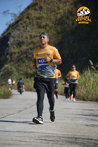 Race photo from Kelud Vertical Challenge 2024