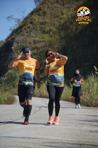 Race photo from Kelud Vertical Challenge 2024