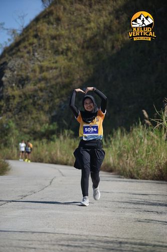 Race photo from Kelud Vertical Challenge 2024