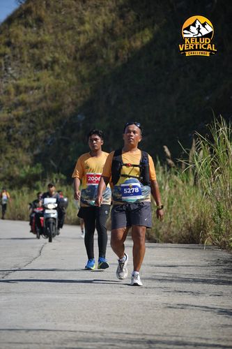 Race photo from Kelud Vertical Challenge 2024