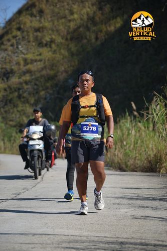 Race photo from Kelud Vertical Challenge 2024