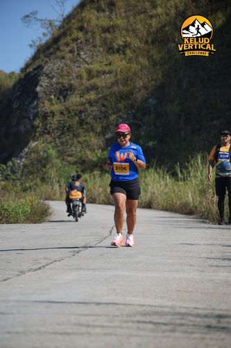 Race photo from Kelud Vertical Challenge 2024