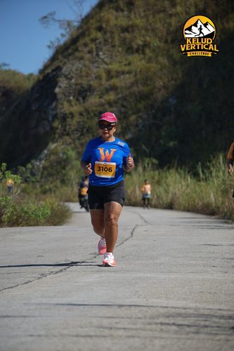 Race photo from Kelud Vertical Challenge 2024