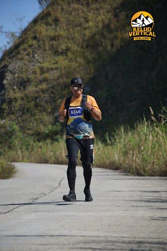 Race photo from Kelud Vertical Challenge 2024