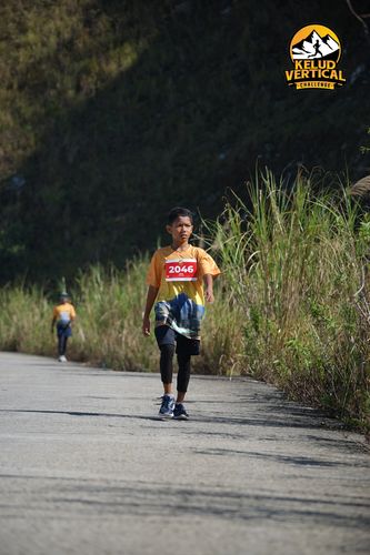 Race photo from Kelud Vertical Challenge 2024