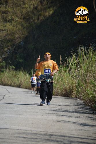 Race photo from Kelud Vertical Challenge 2024