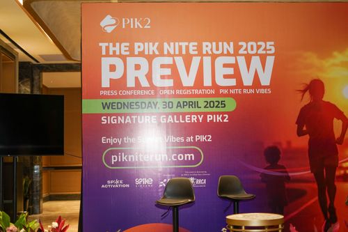 Race photo from PIK NITE RUN VIBES