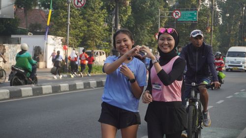 Race photo from Happy One Decade Unpad Runner