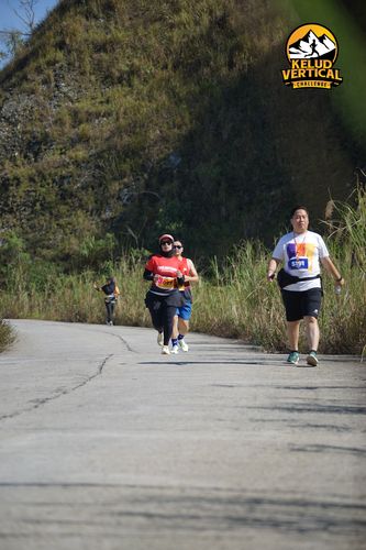 Race photo from Kelud Vertical Challenge 2024
