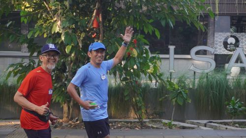 Race photo from Happy One Decade Unpad Runner