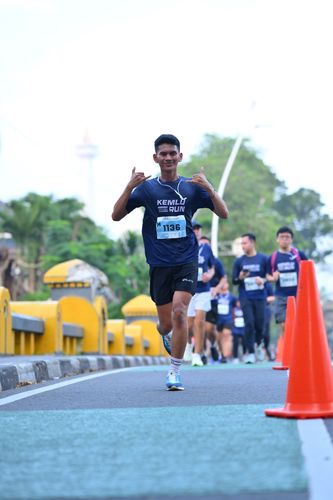 Race photo from KEMLU RUN 2025