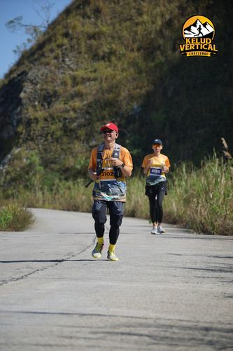 Race photo from Kelud Vertical Challenge 2024